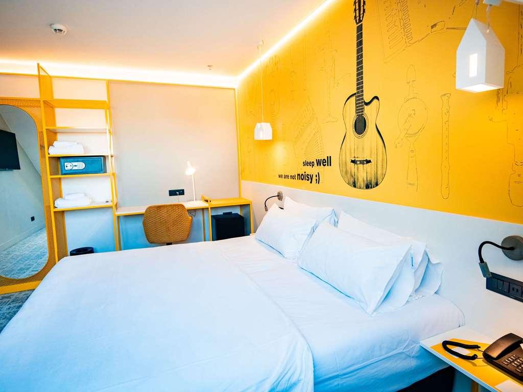Ibis Styles Sibiu Arsenal Hotell Rum bild